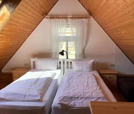Kleines Friesenhaus Kleines Friesenhaus *